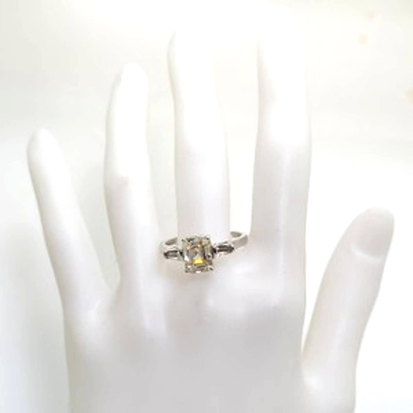 1 ct Emerald Cut Strontium Titanate, Round Baguette Cut Accent Ring Sz 10.5 - Picture 3 of 5